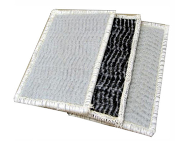 Bentonite geosynthetic clay liner